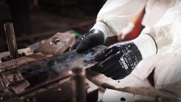 ANSELL-STRICKHANDSCHUHE, mit Nitril-Vollbeschichtung, Arbeitshandschuhe, EGDE 48-929, schwarz